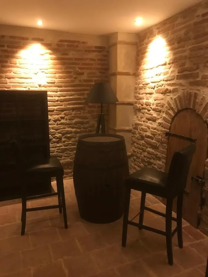 Le Luxe Comedie - Sauna - Salle De Sport - Terrasse Montauban 0*,  Francia